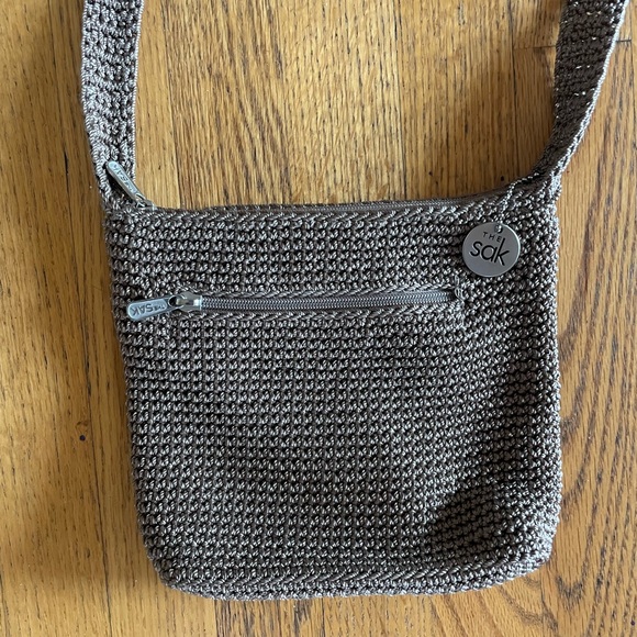 The Sak Brown Woven Zip Pouch - Picture 2 of 4
